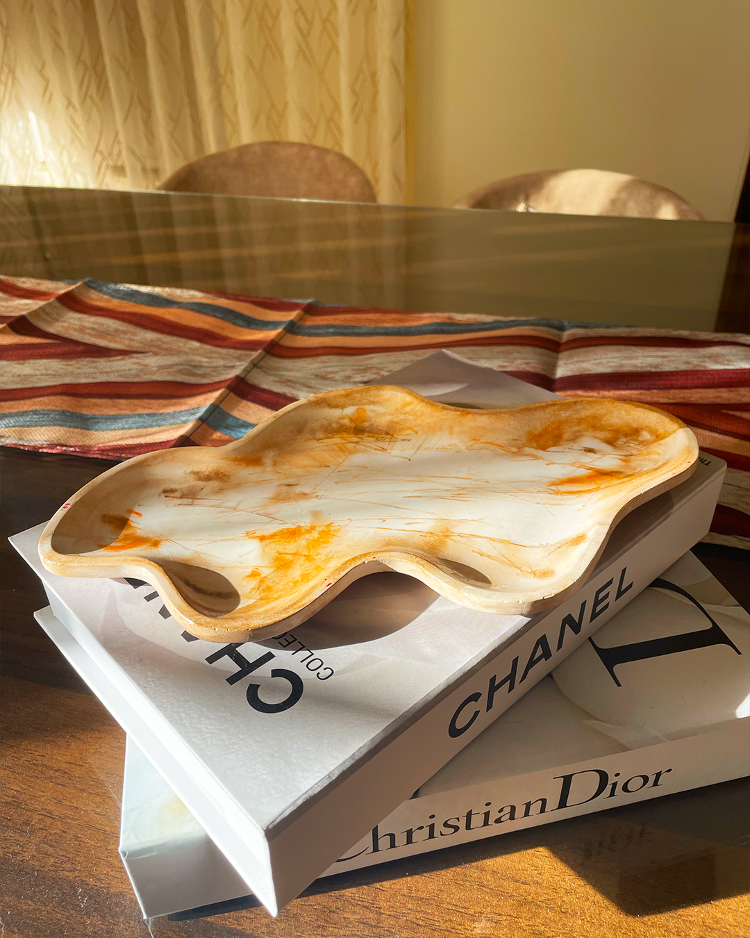 Drift tray – amber