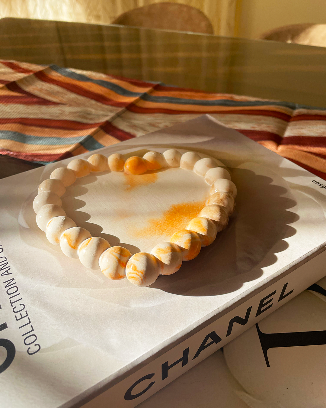 Heart Bead tray – golden amber